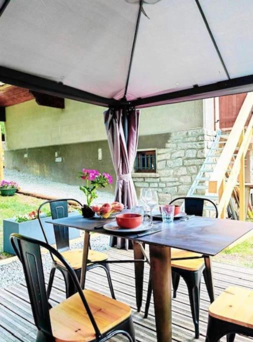 Les Loges De L'Arpenaz Apartamento Magland Exterior foto